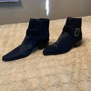 Women’s boot ankle high